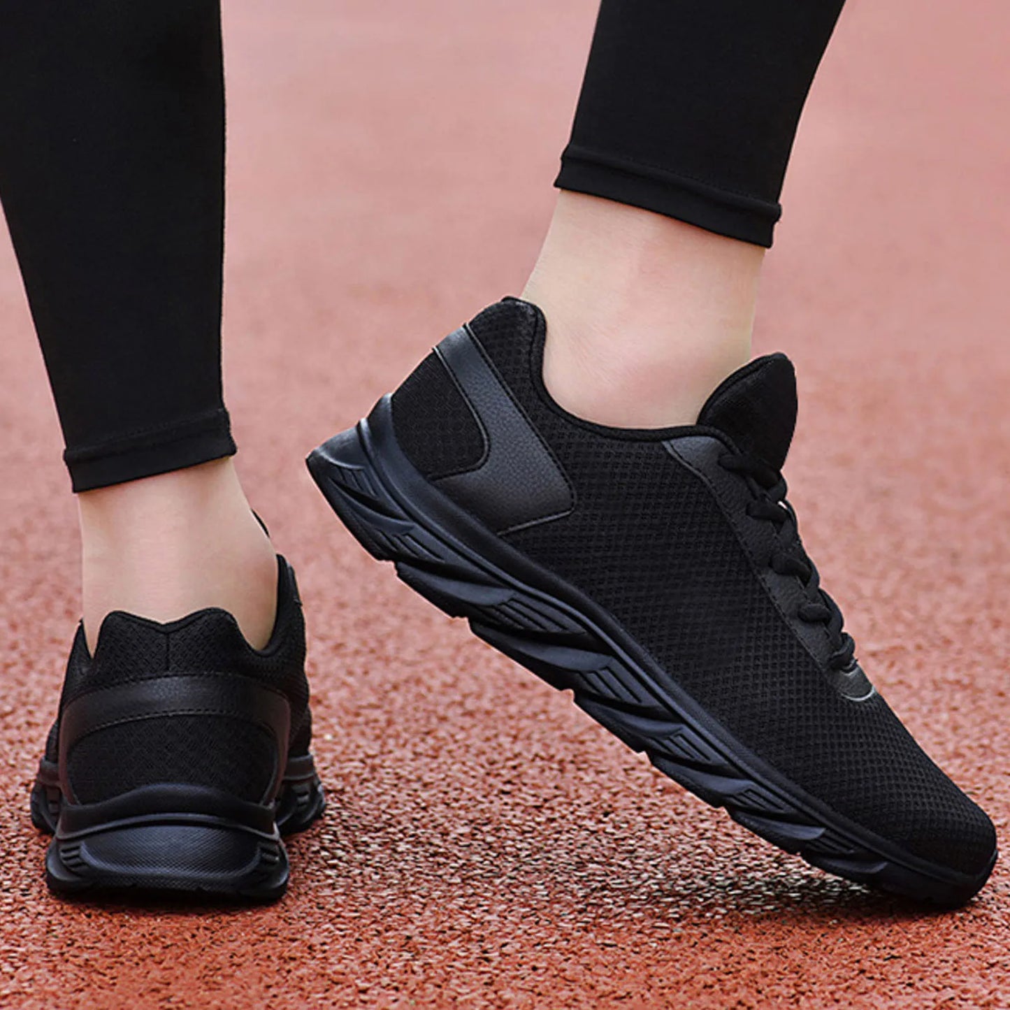 Mens Leather Sneaker Sports Shoes Simple Solid Color Fashion Summer New Pattern Mesh Breathable Classic Sneaker Zapatillas