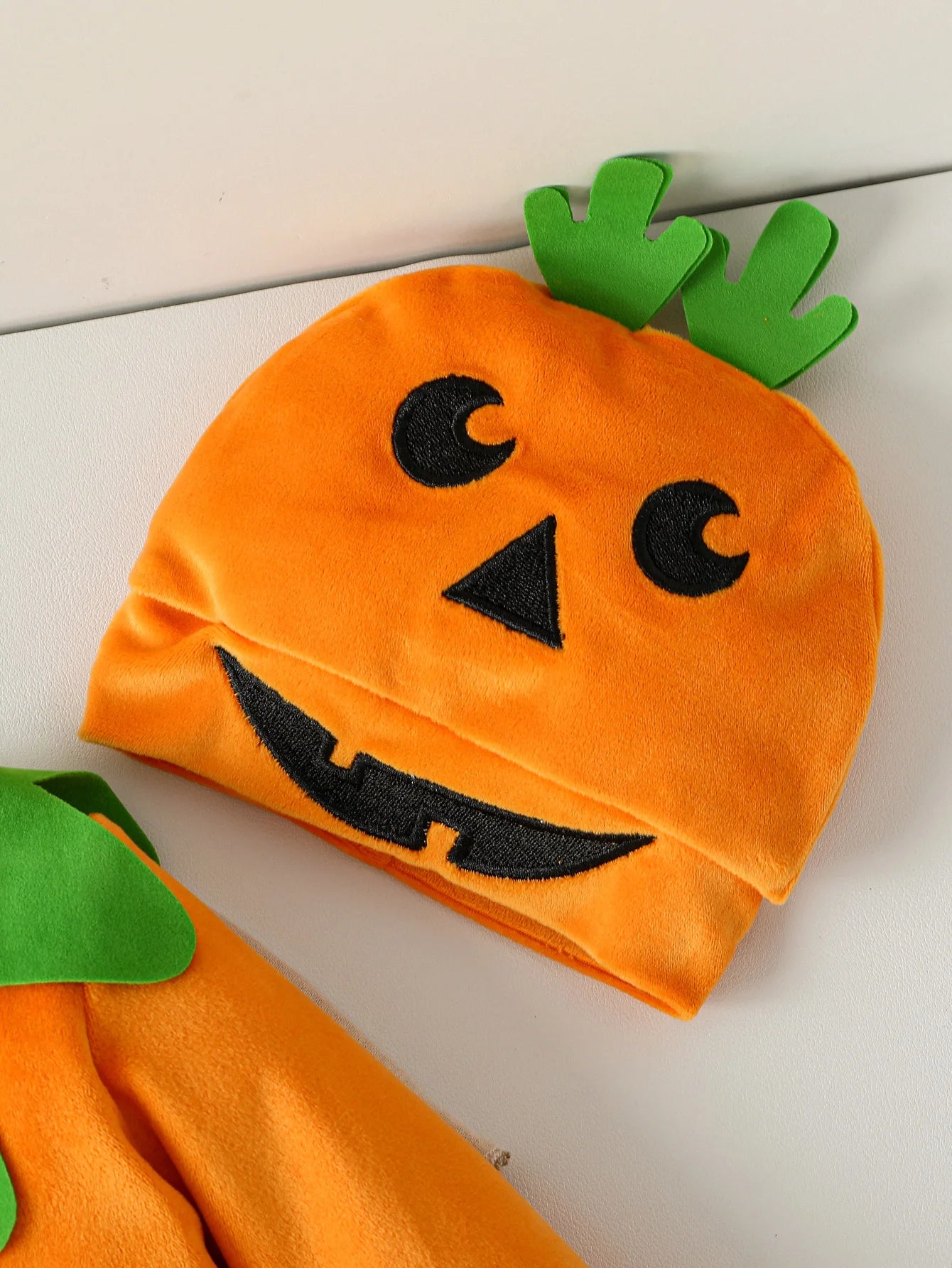 4Pcs Children's Clothing Baby Boys /Girls Fall/ Winter Jumpsuit Halloween Pumpkin Hat Long Sleeved Crawling Romper For 0-1Y