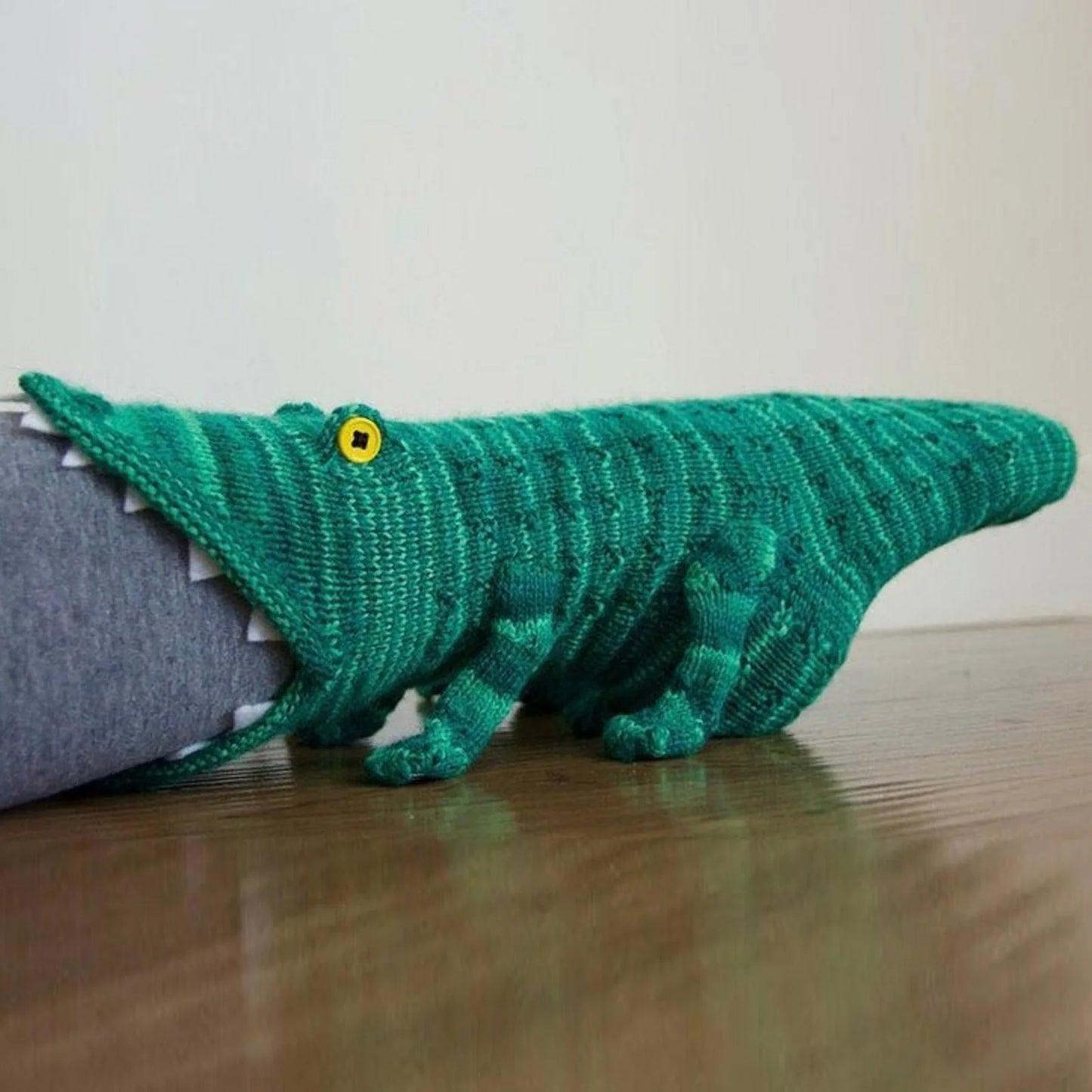 2025 Winter Warm Soft Indoor Floor Slippers Women Men Children Shoes Paw Funny Animal Christmas Monster Dinosaur Claw Plush Home