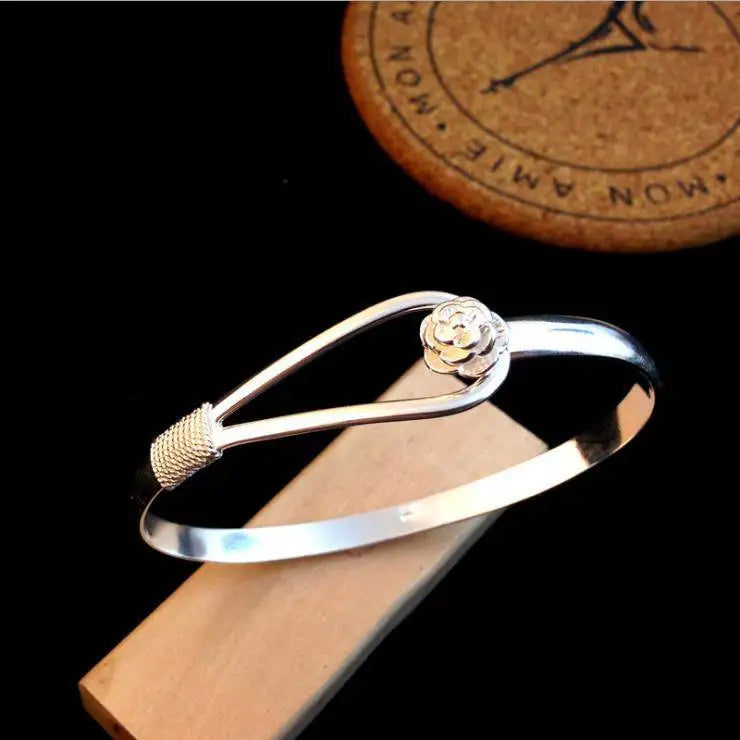 Silver Color Flower Bracelets For Women Fine Elegant Bangle Adjustable Jewelry Fashion Party Gifts Girl Student Hot New