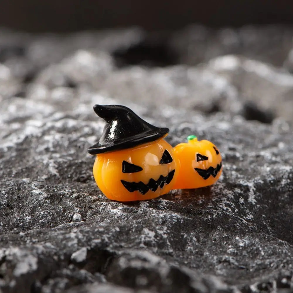 Cartoon Halloween Pumpkin Skeleton Figurines 3D DIY Mummy Skull Statue Cute Mini Miniatures Ghost Ornaments Car Ornament