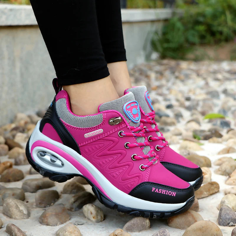 Women platform winter sneakers 2025 New in Casual Fashion Cushion Running Sports Shoes for Women Plush Warm Snow Boots Loafers
