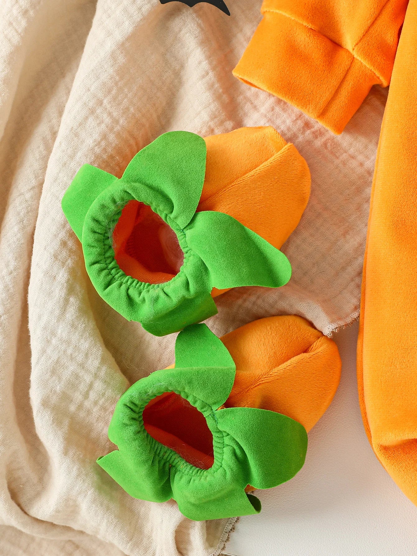 4Pcs Children's Clothing Baby Boys /Girls  Fall/ Winter Jumpsuit Halloween Pumpkin Hat Long Sleeved Crawling Romper For 0-1Y