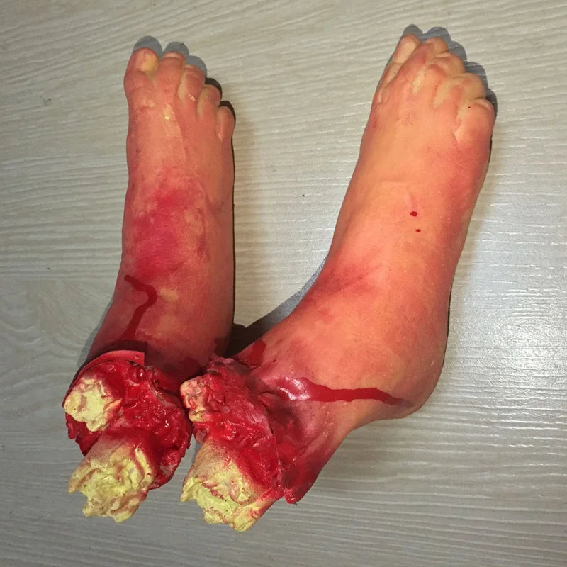 Halloween Props Decorations Horrible Blood Broken Fake Limbs Fingers Legs Arm Feet Latex Tricky Toys For Haunted House Decor