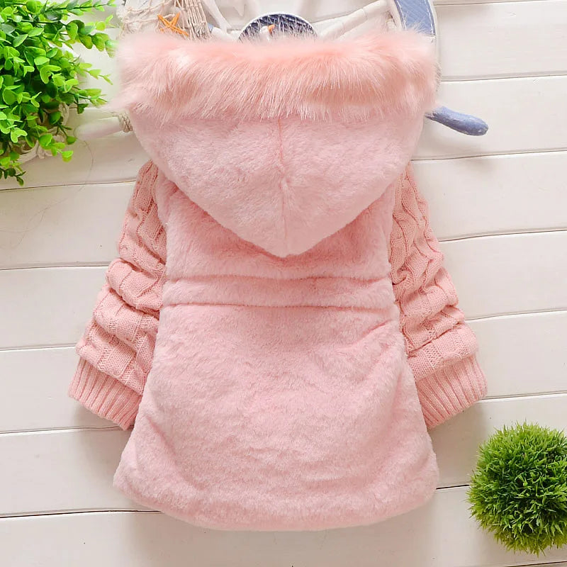 Girl's Winter Coat New Hooded Solid Color Warm and Windproof Two Pocket Wool Sweater for Children's Clothing Suitable for 0-4 Y