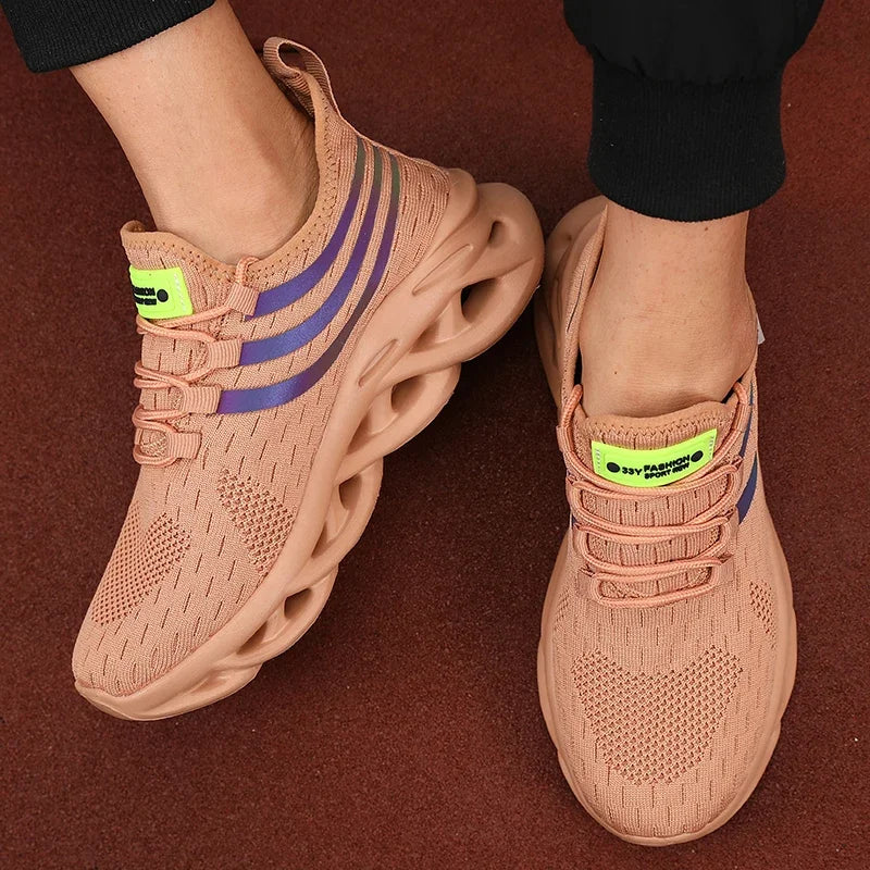 Casual Shoes for Men Summer New Style Mesh Breathable Lightweight Cushioned Comfortable Sports Walking Shoes for Men and Women