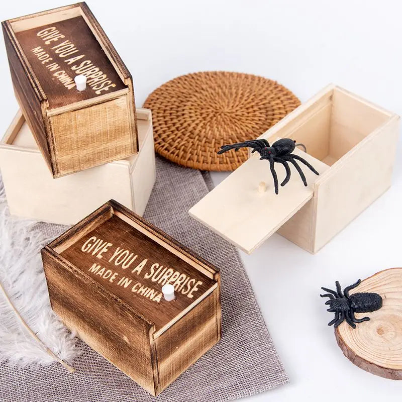 Funny Surprise Joke Prank Happy Box Wooden Spider Box Toys Christmas Scary Toys Target Adult Boy Halloween Festival Party Props